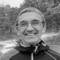 Dr. Adrián Escudero Alcántara
